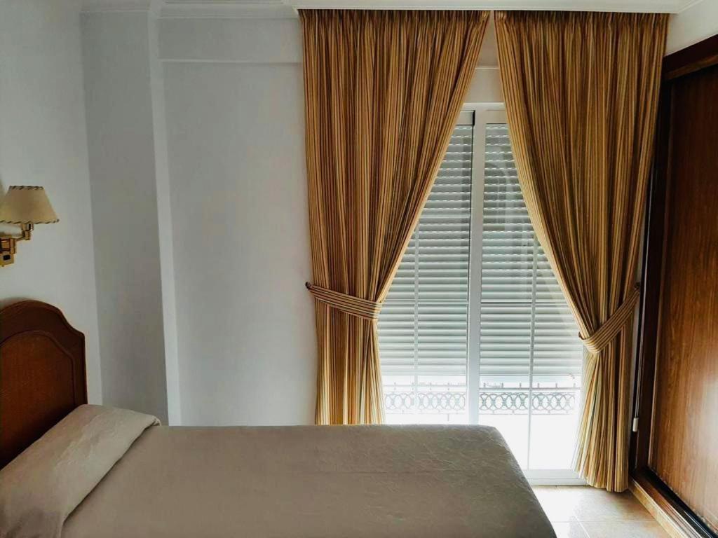 Apartamentos Balcon De Carabeo Nerja Eksteriør billede